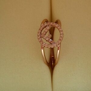 Preloved FENDI Elegant Rose Gold Ring with Crystal Accents SIZE 5 comes with box
